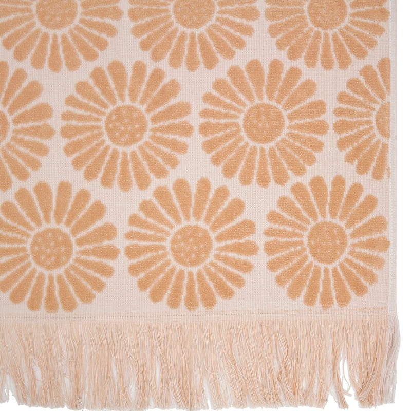 Daisy Towel Bisque